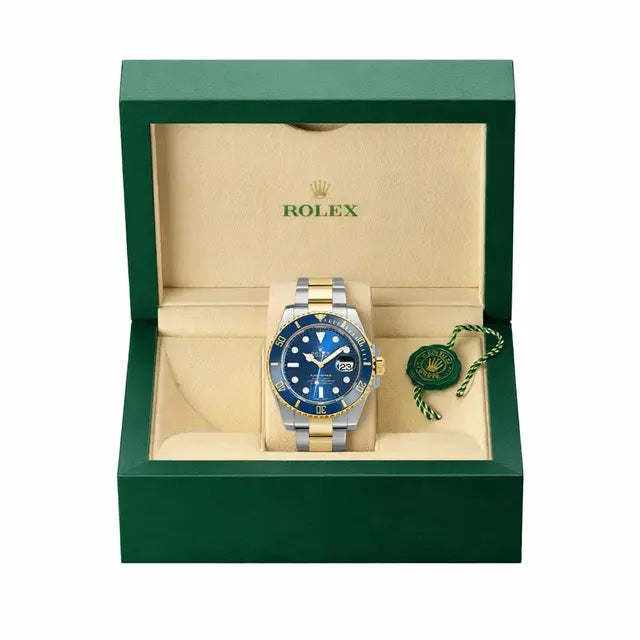 Rolex Submariner Date 126613LB “Bluesy”